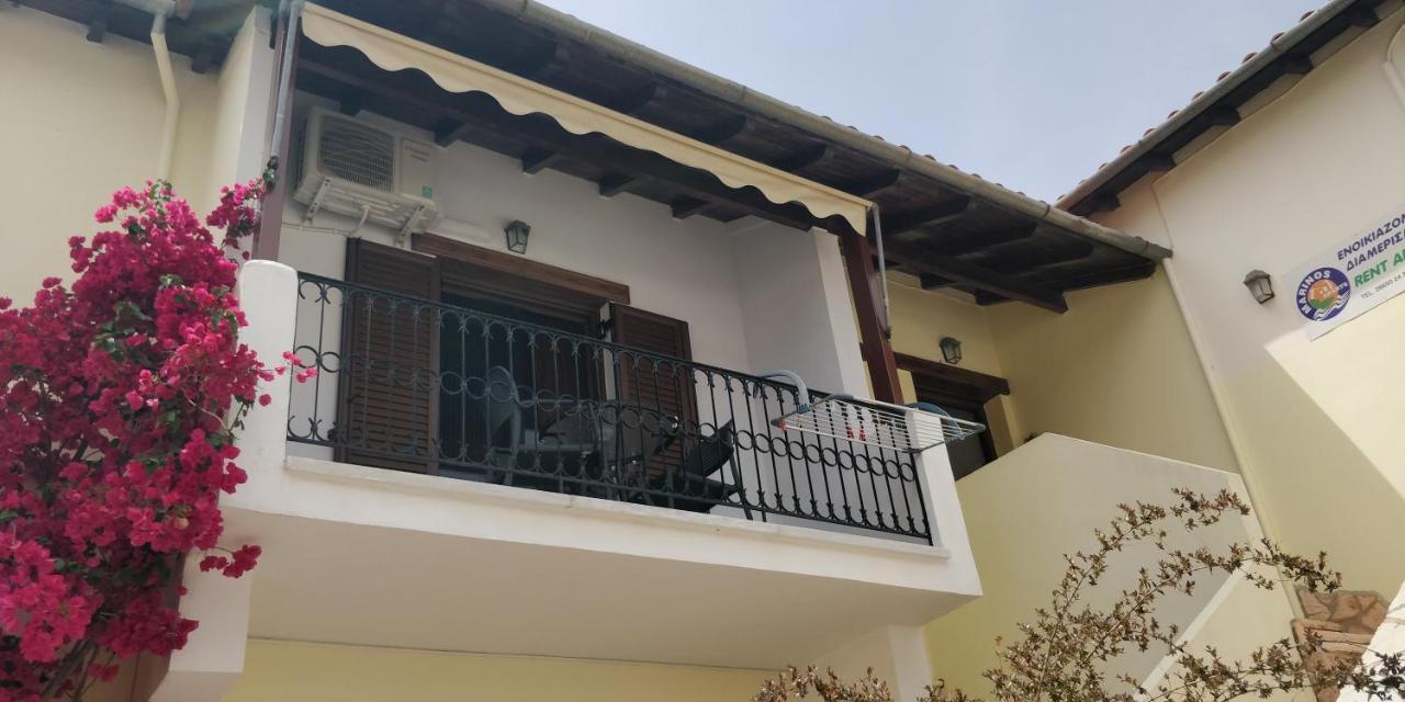 Marinos Aparts Sívota Exterior foto