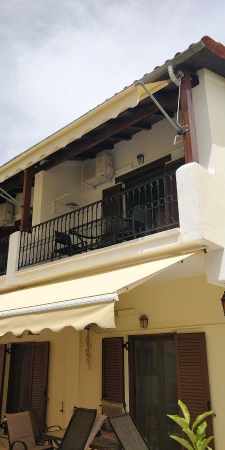Marinos Aparts Sívota Exterior foto